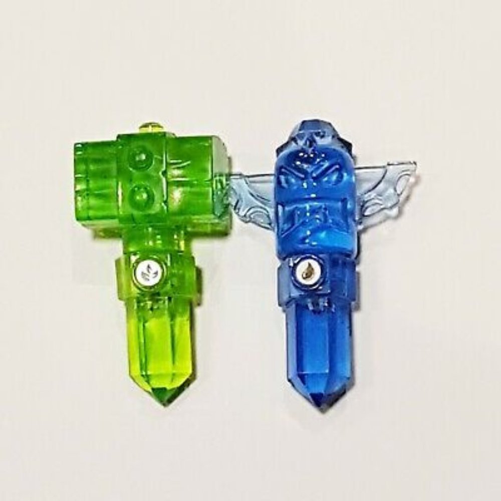 Two Skylanders Traptaniuim traps - water and earth